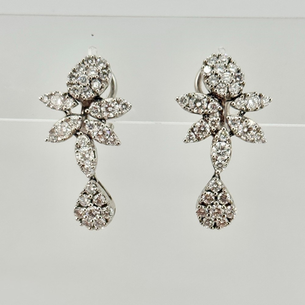 DIAMOND EARRINGS