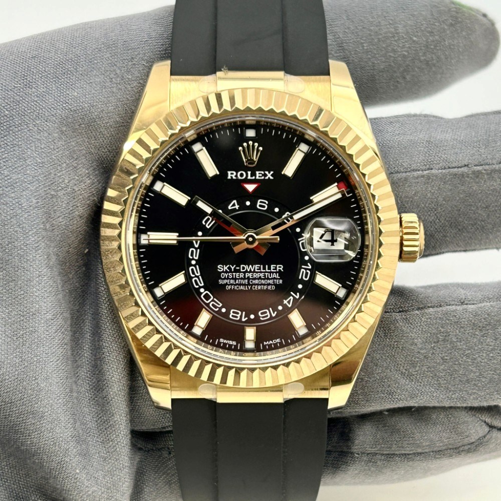 SKY-DWELLER