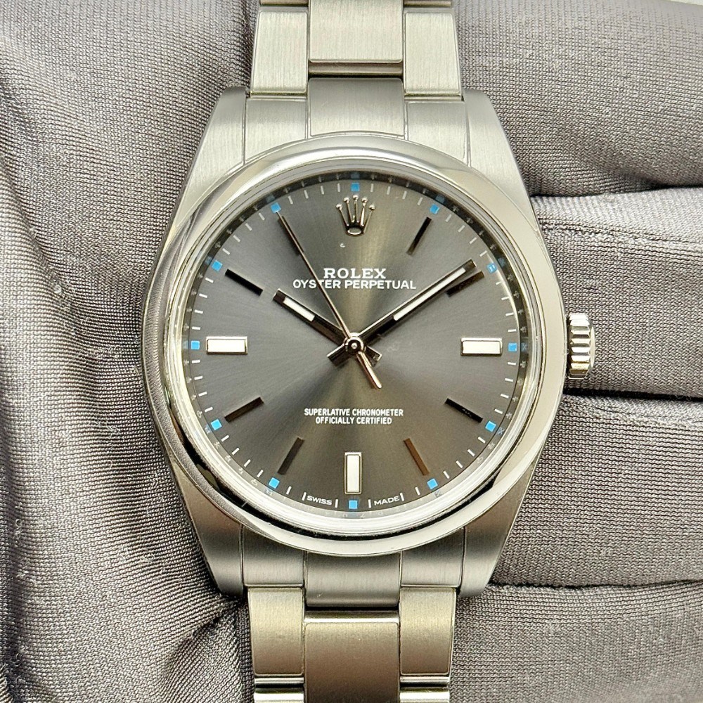 OYSTER PERPETUAL 39MM