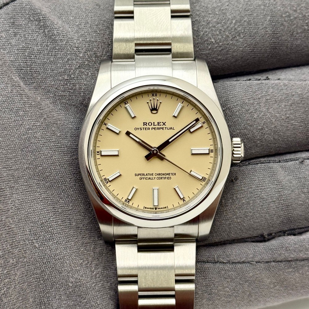 OYSTER PERPETUAL 34MM