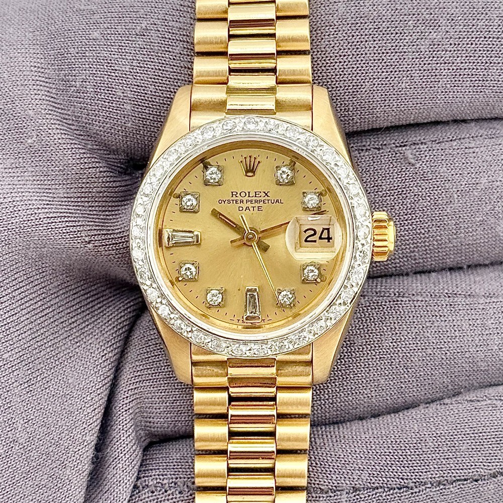 DATE LADY