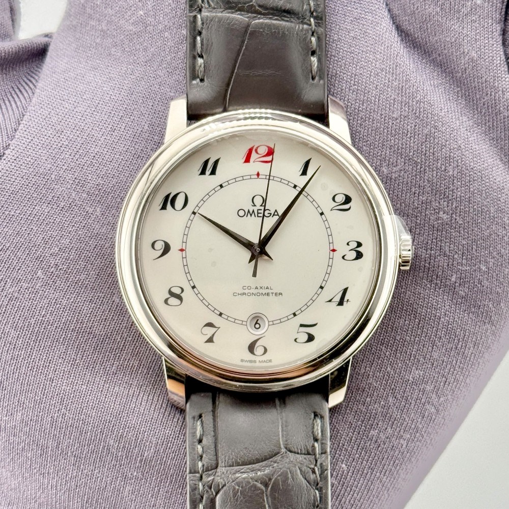 DE VILLE PRESTIGE CO-AXIAL 5OTH ANNIVERSARY